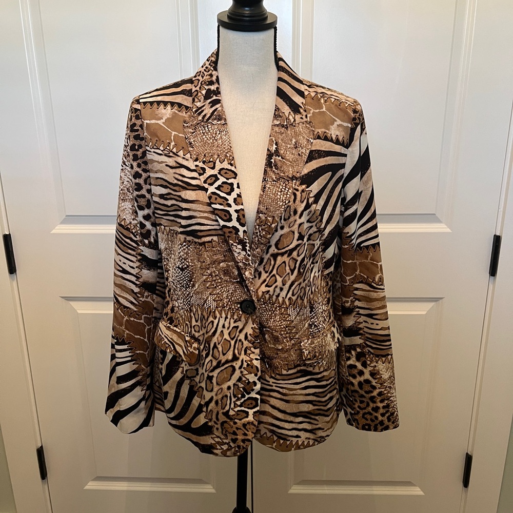 Chico’s mixed animal print blazer Medium